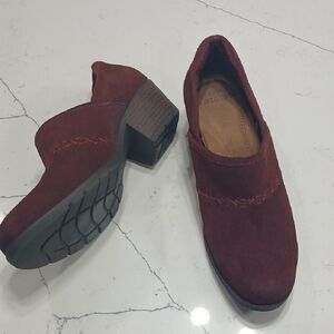 Women's Burgundy Loafers, By Earth Origins, Sz 9.5, Gentle Used , Leather Upper